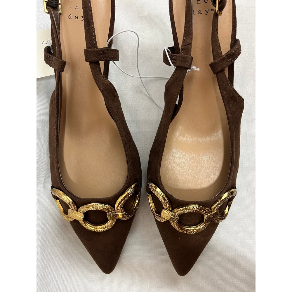 A New Day Brown Faux Suede Point Toe Kitten Heel Slingback Pumps Gold Chain 7.5 - Picture 2 of 6